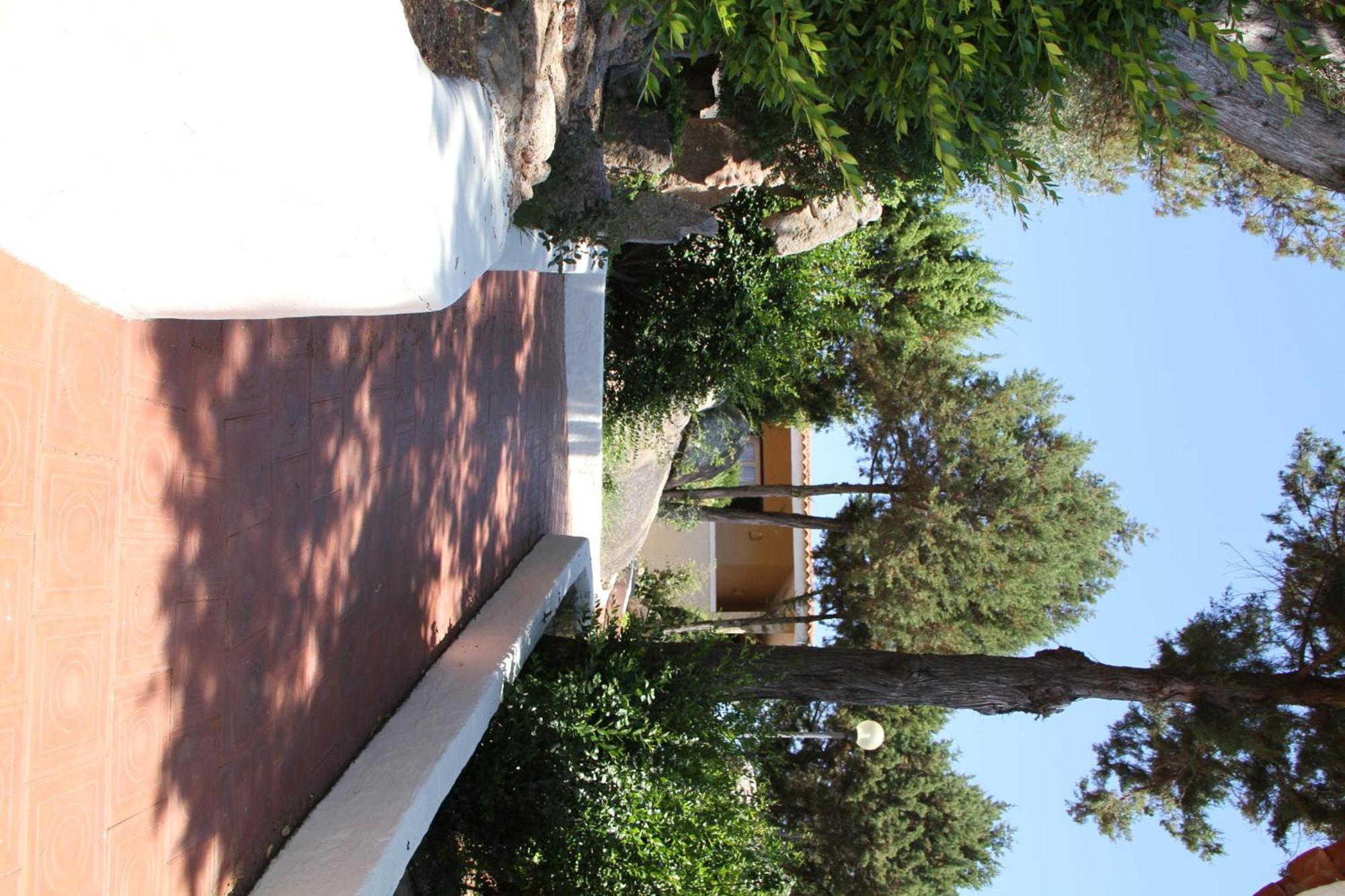 Hotel 3 Botti Baja Sardinia Eksteriør bilde