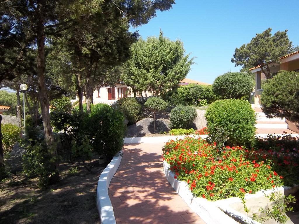 Hotel 3 Botti Baja Sardinia Eksteriør bilde