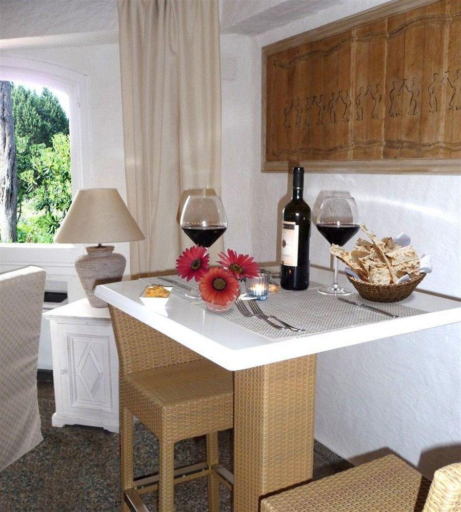 Hotel 3 Botti Baja Sardinia Eksteriør bilde