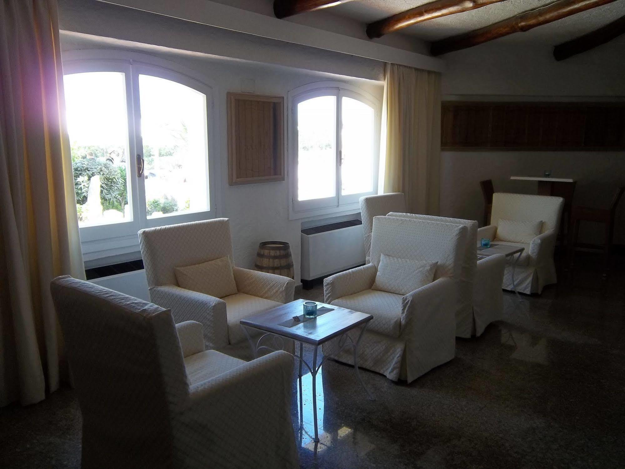 Hotel 3 Botti Baja Sardinia Eksteriør bilde